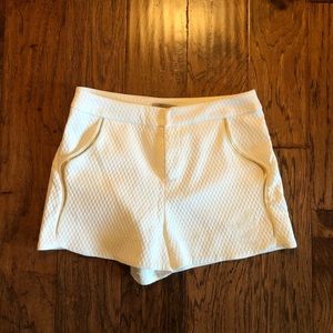 Cute white shorts